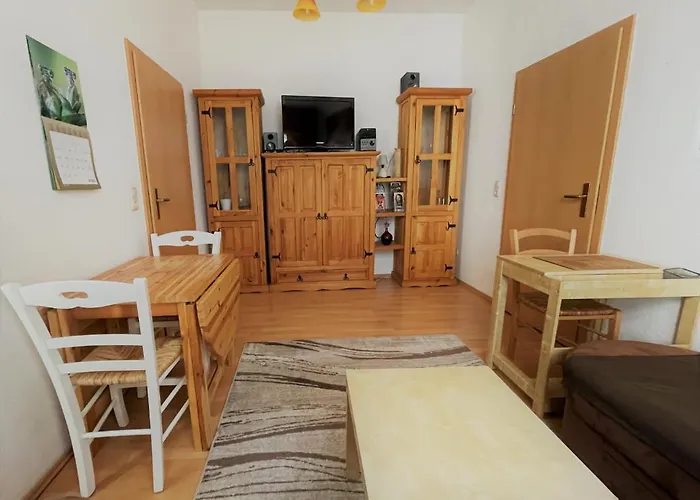 2-Raum Ferienwohnung In Connewitz